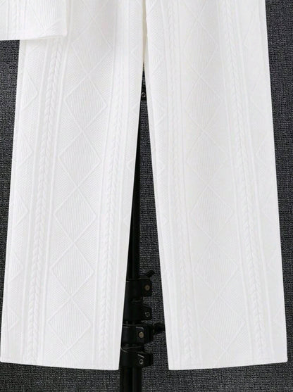 SHEIN 2pcs Set Teenboy's Knit Jacquard Loose Raglan Collar Shorts & Tee Outfit Set, B6050