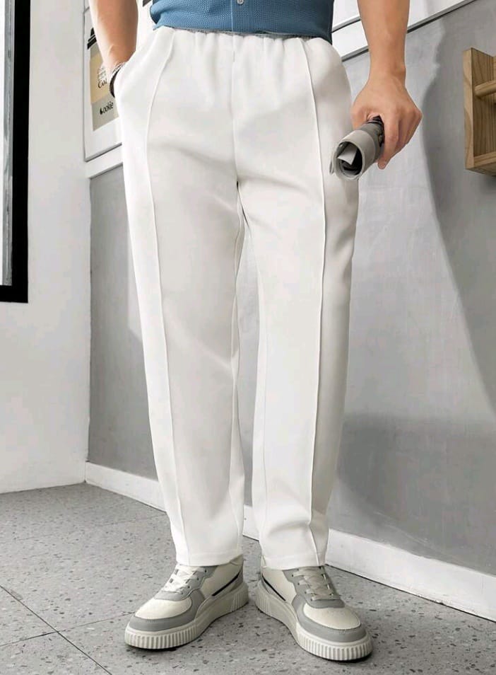 SHEIN Teen Boy Casual Tapered Pants With Pleat Design And Pockets