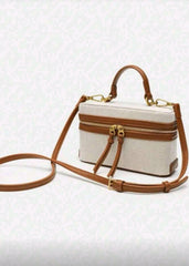 This New Stylish And Classic Square Hand Bag