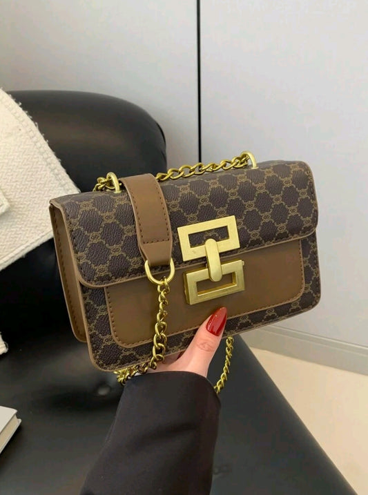 Vintage Floral Pattern Shoulder Chain Bag For Women, New Arrival Flip Design Lady Square Handbag Classic Style (Gold Metal Lock, Versatile Floral Fabric, Suitable For Beautiful And Elegant Women