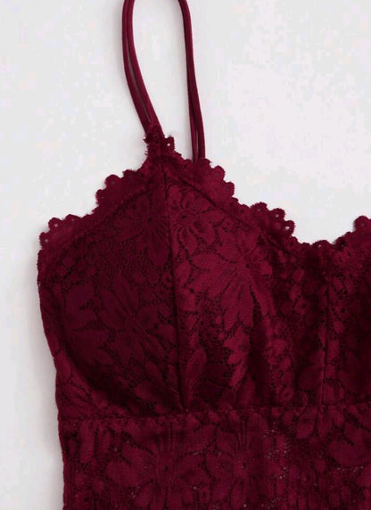 Solid Color Lace Trimmed Shell Camisole Bra